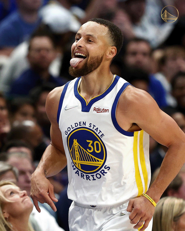 星空体育-德罗巴关键节点战术调整，独行侠带队取胜！的简单介绍