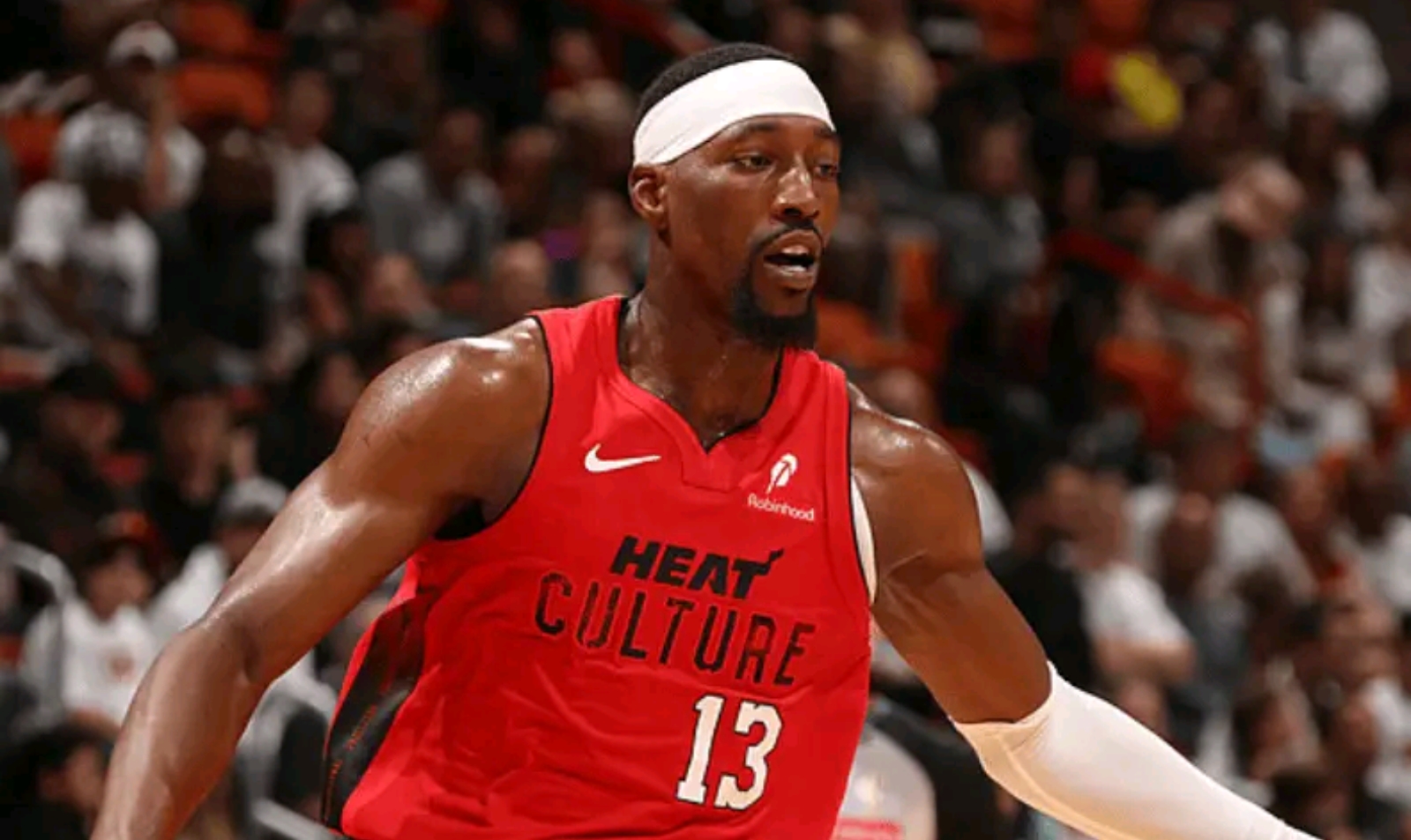 包含巴特勒关键节点高光表现，热火带队取胜！的词条